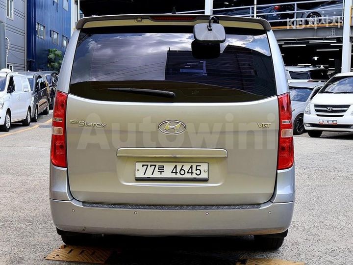 Hyundai Starex 2015 KMJWA37KBFU710965 — 3