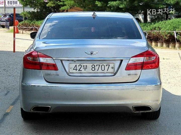 Hyundai Genesis 2012 KMHGA41BBCU156011 — 4
