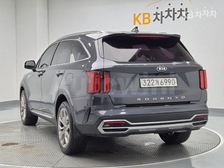 Kia Sorento 2021 KNARF81BGMA092440 — 2