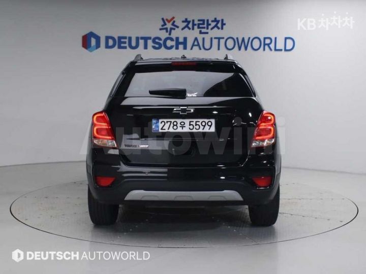 Chevrolet Trax 2022 KLABA76MDNB554606 — 4