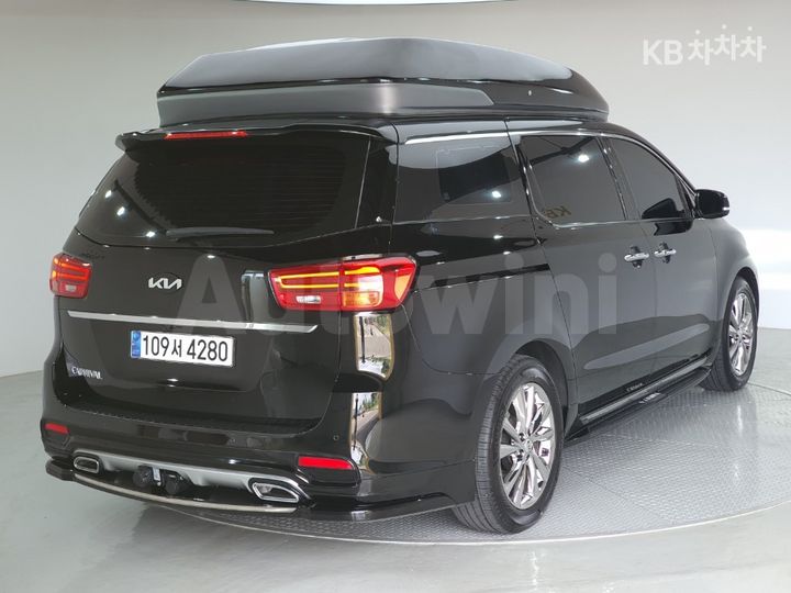 Kia Carnival 2019 KNAMC81ABKS591302 — 4