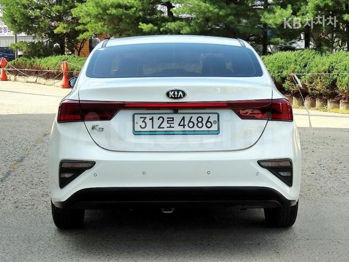 Kia K3 2020 KNAF141BELA865879 — 4