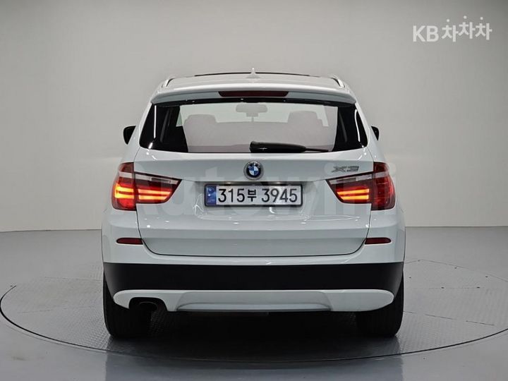 BMW X3 2011 — 3