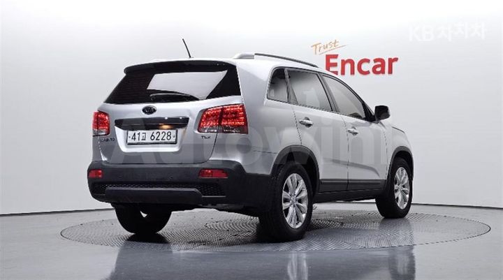 Kia Sorento 2011 — 2