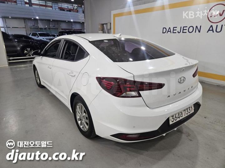 Hyundai Avante 2020 — 3