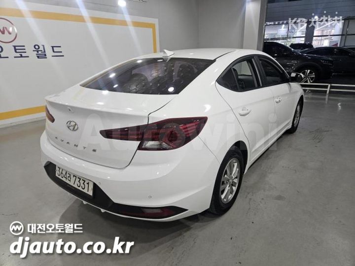 Hyundai Avante 2020 — 5