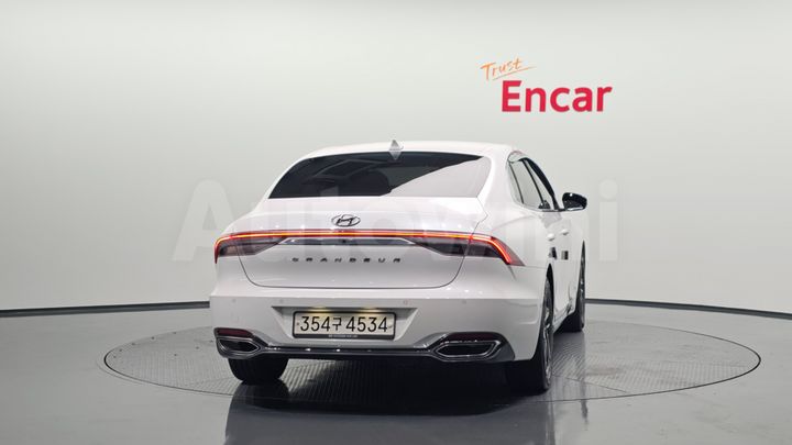 Hyundai Grandeur 2021 — 3
