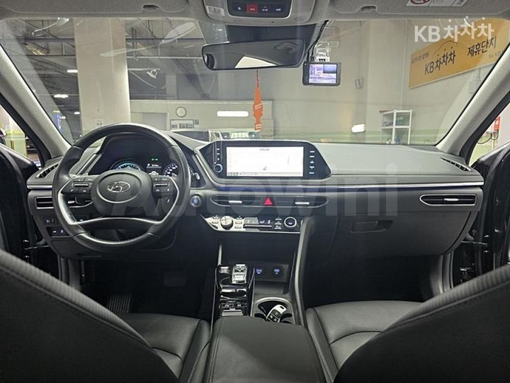 Hyundai Sonata 2023 — 5
