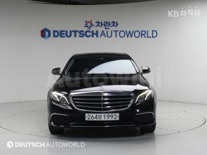 Mercedes-Benz E Class 2019 — 3