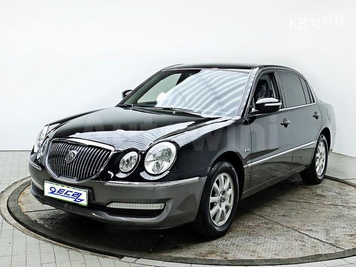 Kia Opirus