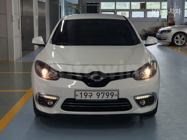 Renault SM3 2015 — 2