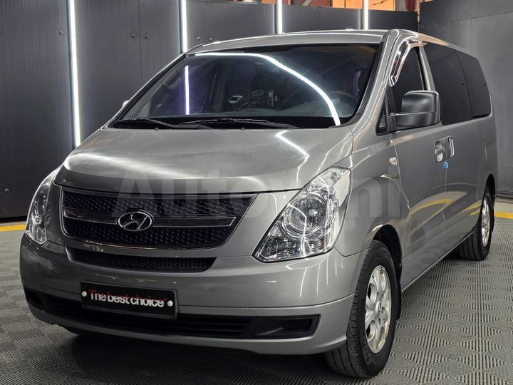 Hyundai Starex 2014 — 2