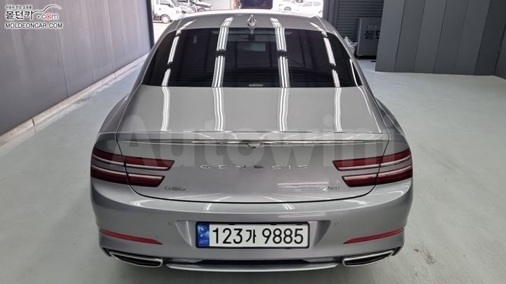 Genesis G80 2021 KMTGB41CDNU114798 — 4