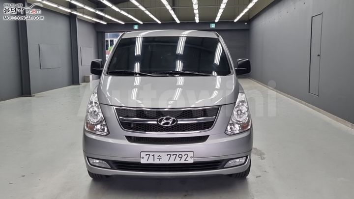 Hyundai Starex 2012 — 3
