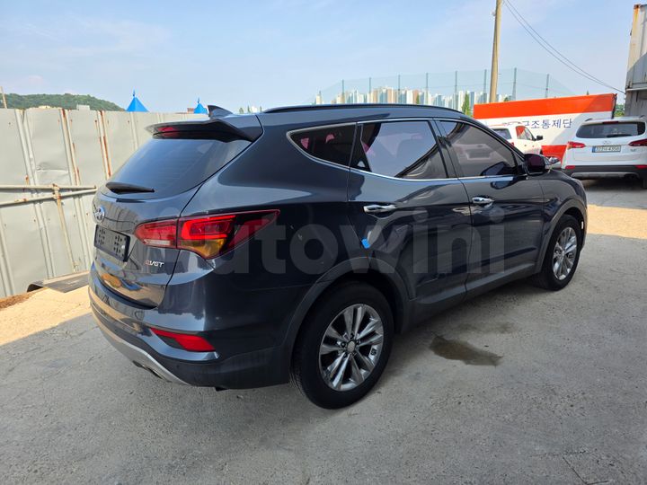 Hyundai SantaFe 2016 — 5