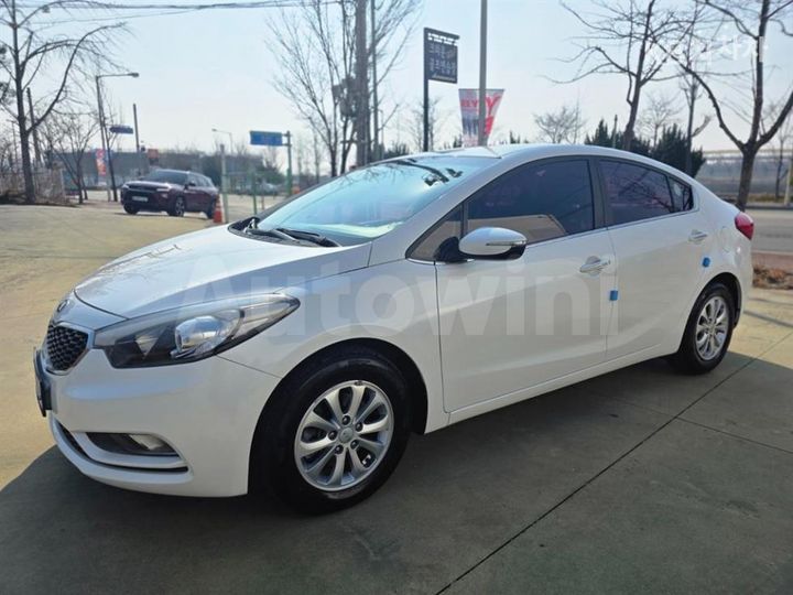 Kia K3 2015 — 2