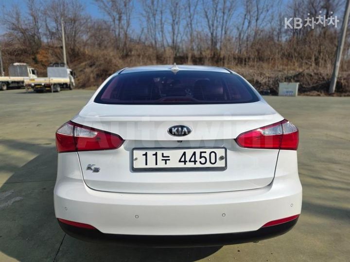 Kia K3 2015 — 3
