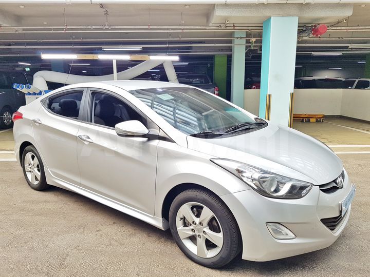 Hyundai Avante 2012 — 4