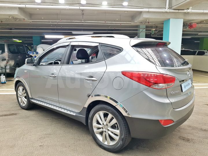 Hyundai Tucson 2011 — 5