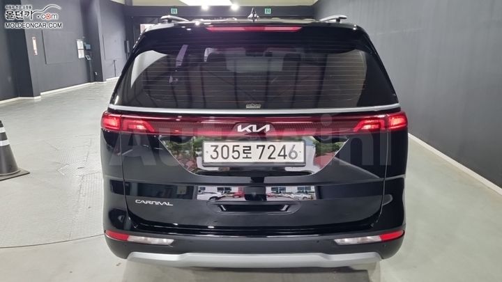 Kia Carnival 2021 KNANB81BBNS137619 — 4