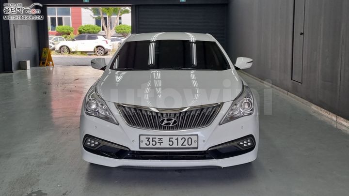 Hyundai Grandeur 2015 KMHFG413BFA015240 — 3