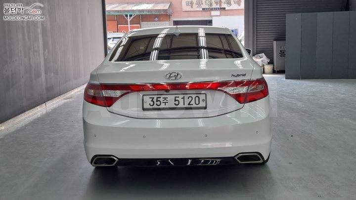 Hyundai Grandeur 2015 KMHFG413BFA015240 — 4