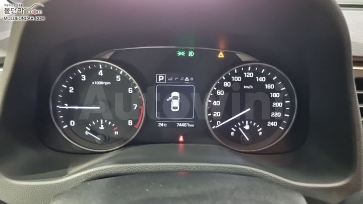 Hyundai Avante 2018 — 5