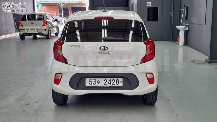 Kia Morning 2018 KNAB3511BJT241754 — 4