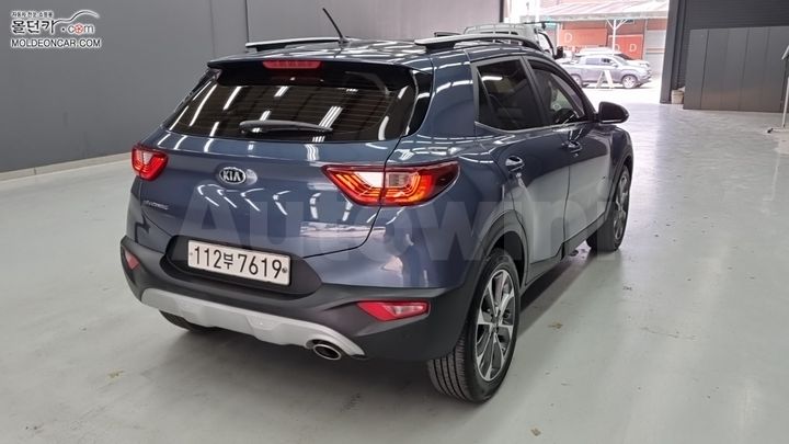 Kia Stonic 2020 — 2