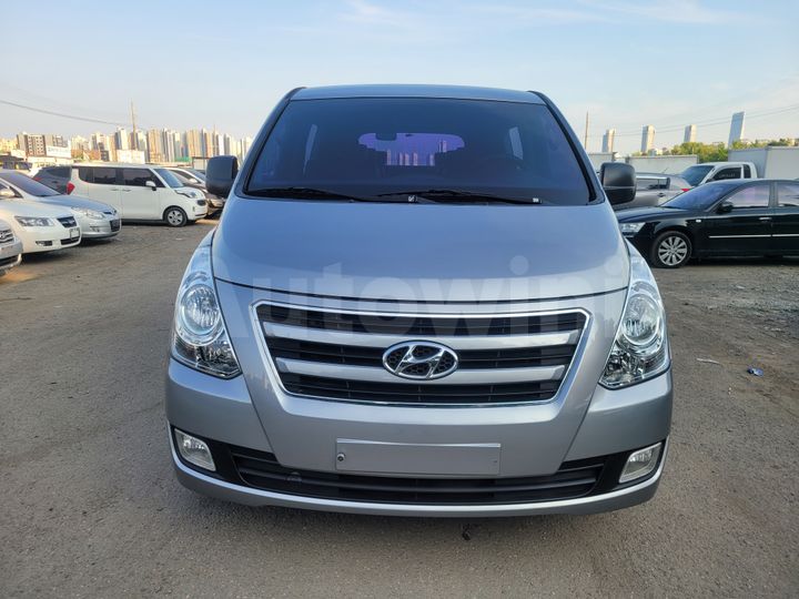 Hyundai Starex 2018 — 3
