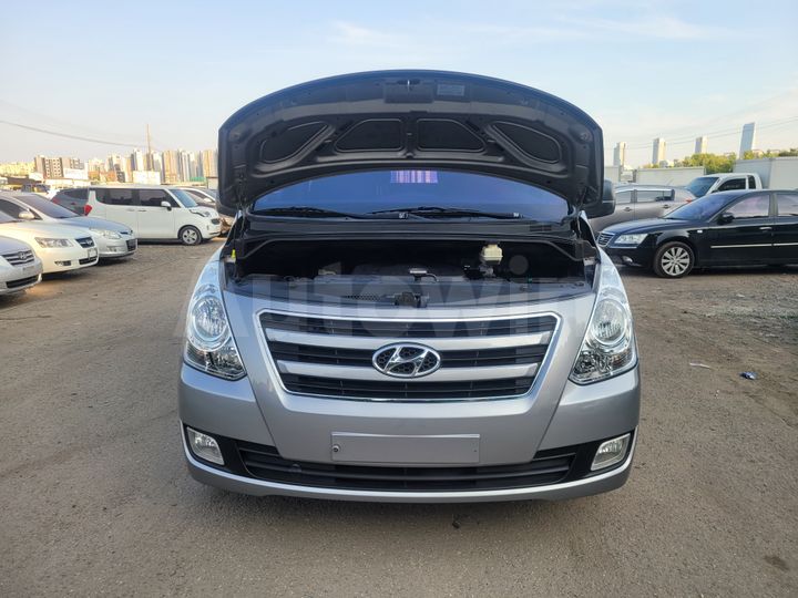 Hyundai Starex 2018 — 4