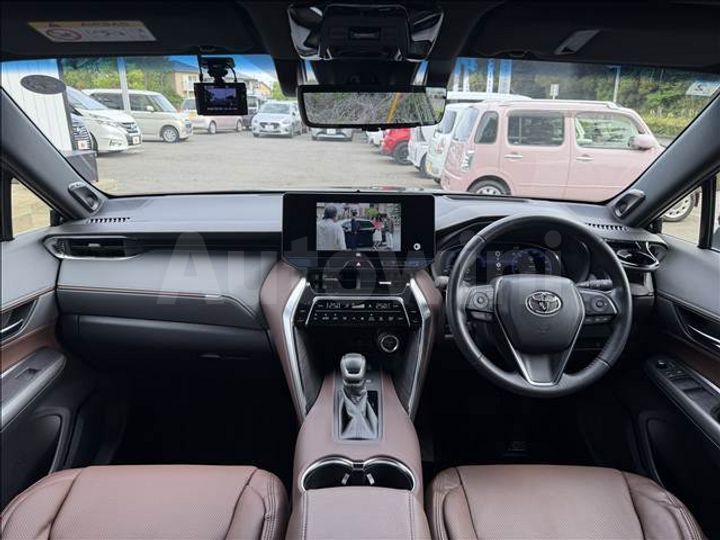 Toyota Harrier 2023 — 2
