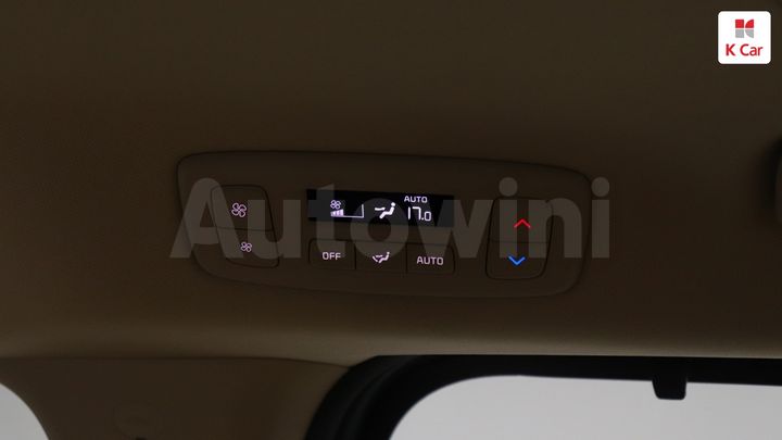 Kia Carnival 2021 KNANE813BMS028605 — 2
