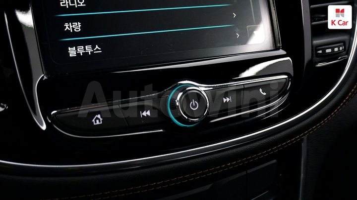 Chevrolet Trax 2019 KLABA76CDKB814876 — 5