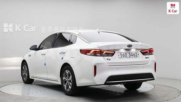 Kia K5 2019 KNAGT41EBKA031793 — 2