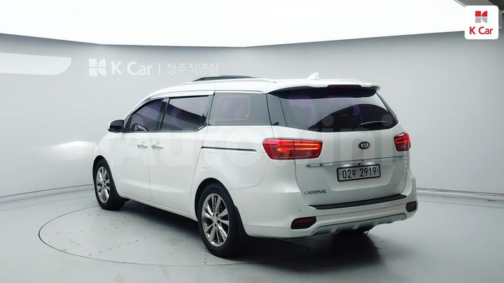 Kia Carnival 2019 KNAME81ABKS485936 — 3