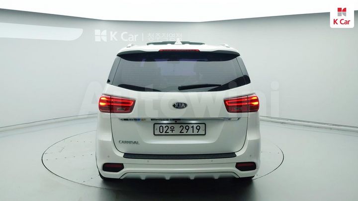 Kia Carnival 2019 KNAME81ABKS485936 — 5
