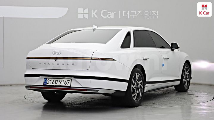 Hyundai Grandeur 2023 — 2