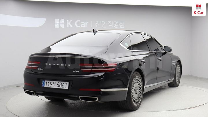 Genesis G80 2021 — 2