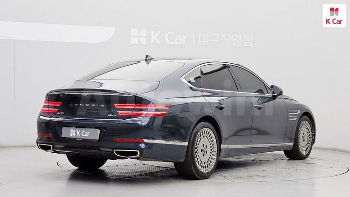 Genesis G80 2021 — 2