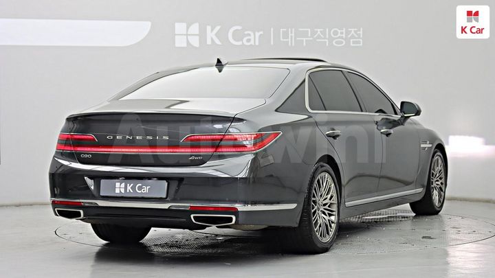 Genesis G90 2021 KMHG241DDMU094016 — 2