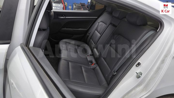 Hyundai Avante 2019 — 5