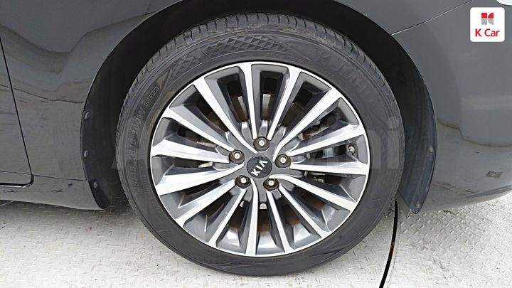 Kia K7 2019 — 3