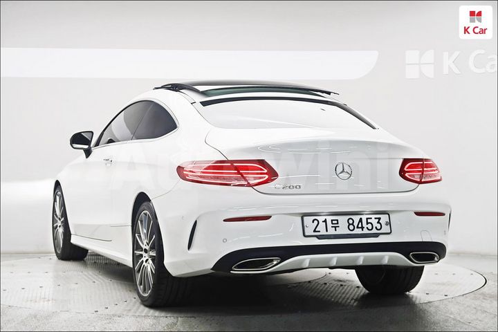 Mercedes Benz C Class 2018 — 2