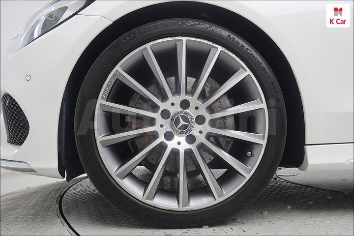 Mercedes Benz C Class 2018 — 5