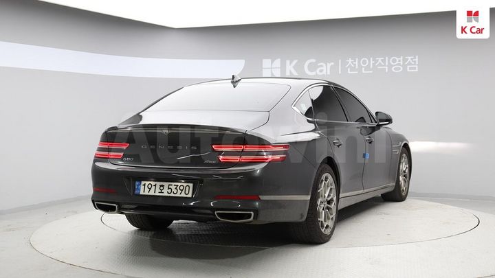 Genesis G80 2022 KMTGB41CDNU161199 — 2