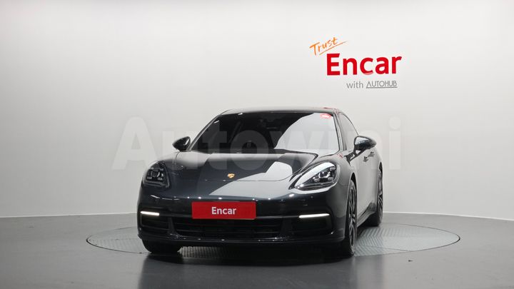 Porsche Panamera 2018 — 3