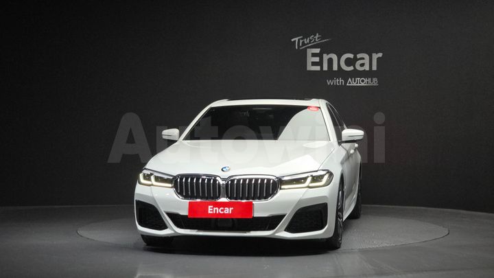 BMW 5 Series 2023 — 3