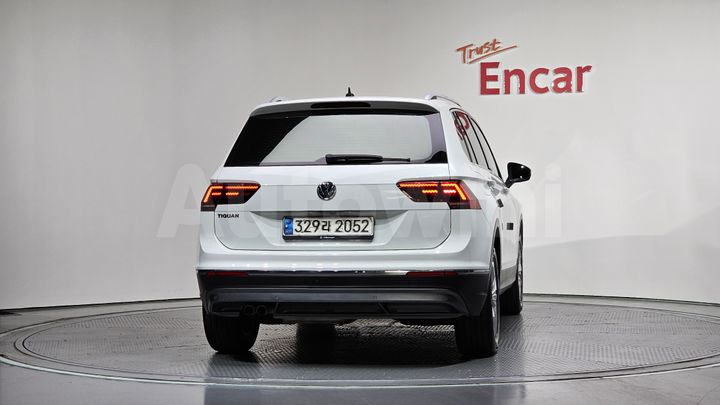 Volkswagen Tiguan 2020 — 4