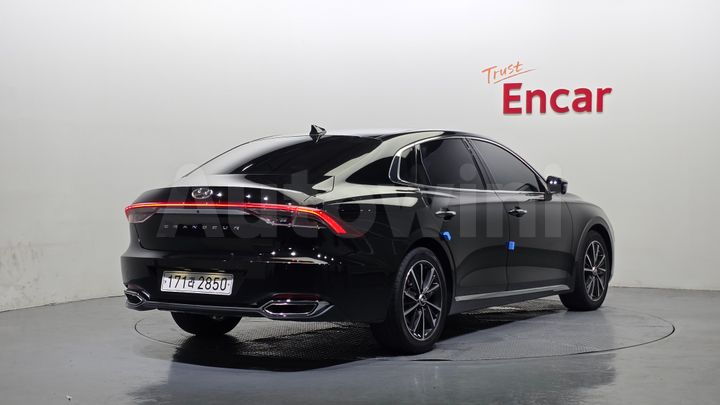 Hyundai Grandeur 2022 — 2